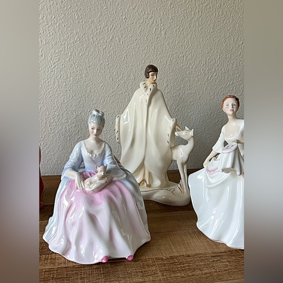 Royal Doulton Dolls - Picture 9 of 13